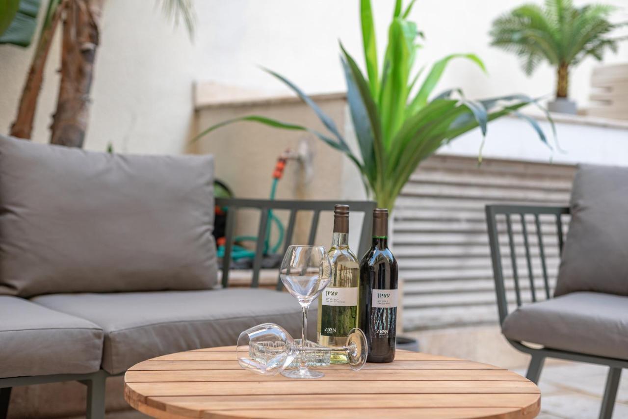 Beer Garden Hotel Тель-Авив Экстерьер фото