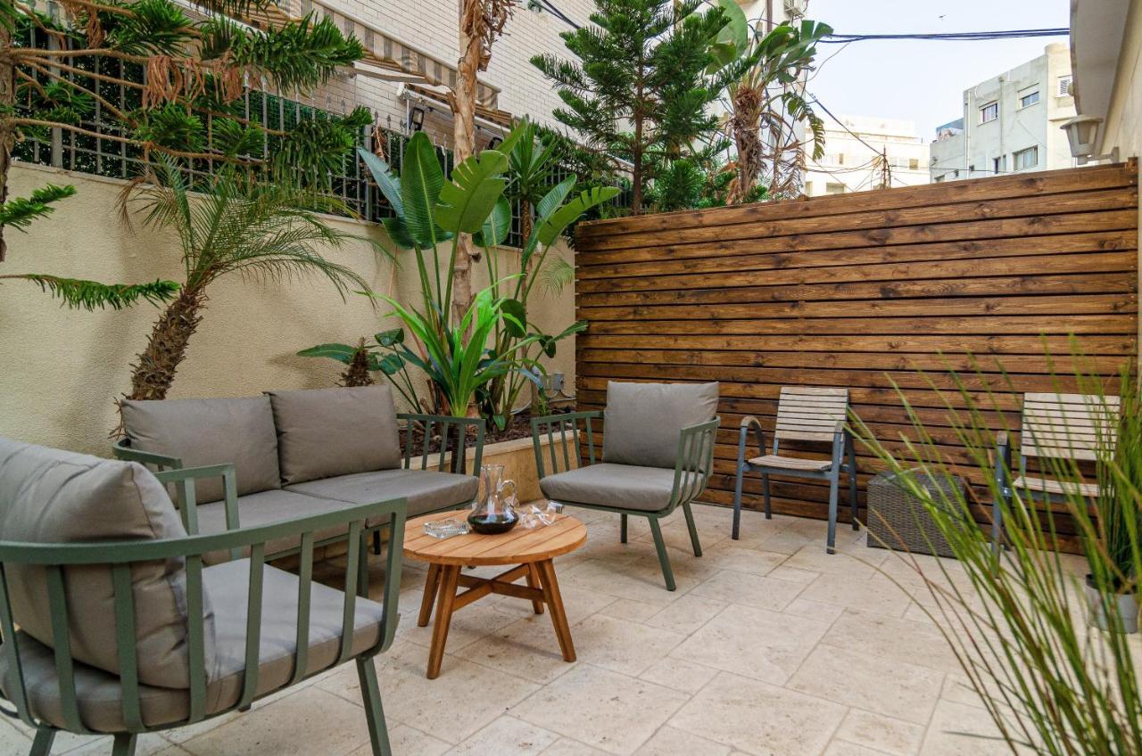 Beer Garden Hotel Тель-Авив Экстерьер фото