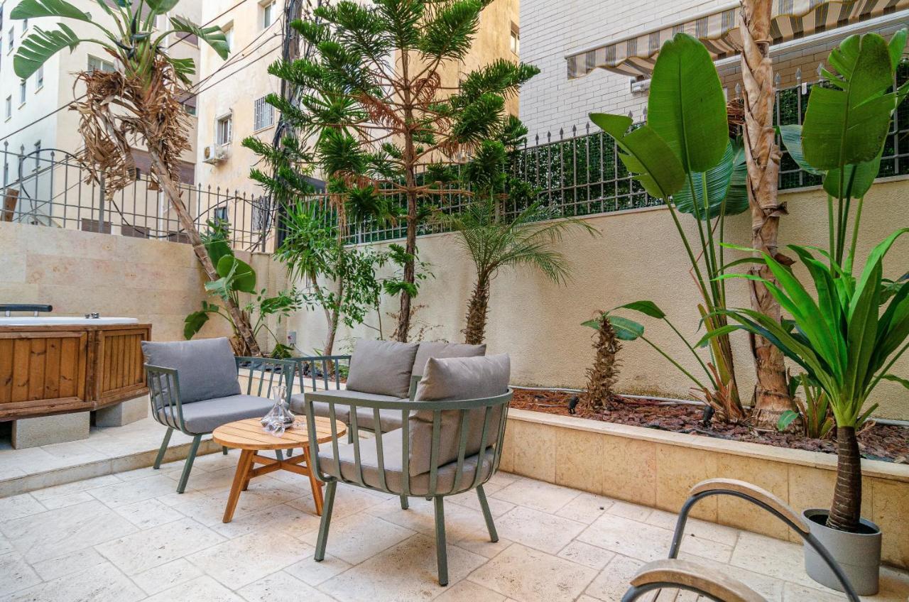 Beer Garden Hotel Тель-Авив Экстерьер фото
